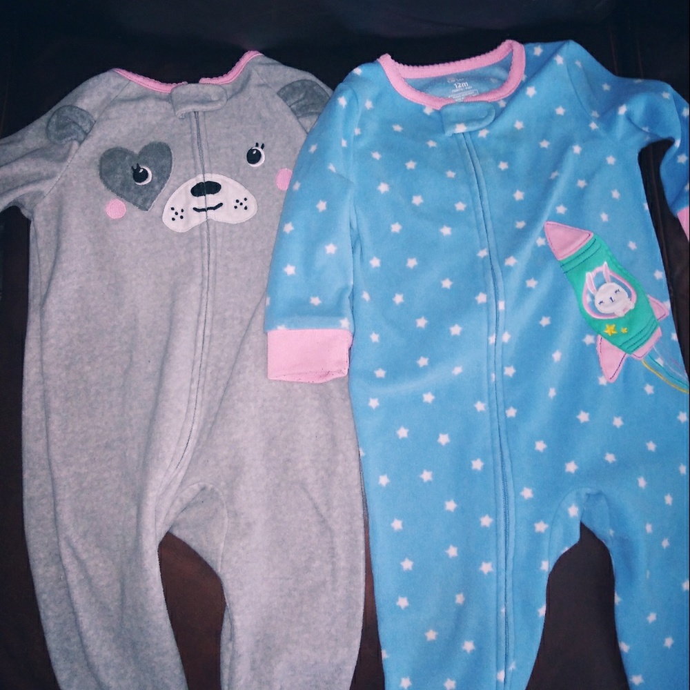 Carter's pj set